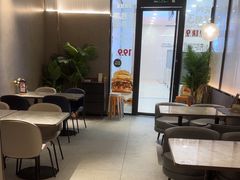 -必胜客(华邦银泰店)