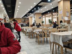 -江城燕子大排档(江汉路步行街店)