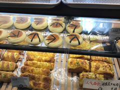 -Dough&Joe团憩(瑞虹天地月亮湾店)