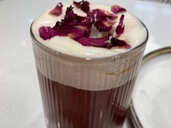 玫瑰荔枝奶盖茶-EVERNAKED裸蛋糕(SOHO天山店)