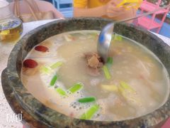 -墨脱石锅椰子鸡•海鲜糟粕醋(榆亚路店)