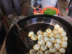 生煎-老字号眼镜子煎包汤包店