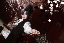 -星元素cosplay动漫摄影写真工作室