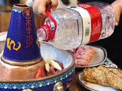 -毛辣果·贵州红酸汤牛肉火锅(西单店)