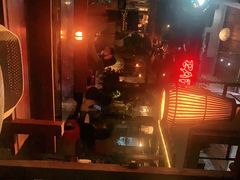-城墙外BAR