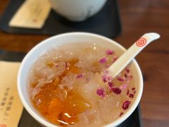 玫瑰桃胶银耳-彬媽糖水(万象天地店)
