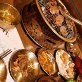 沈阳美女特意带我在上海吃一下家乡的品牌烤肉店