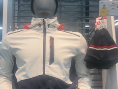 -迪卡侬(越秀公园店)