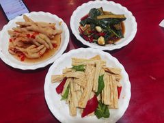 -金杨拉面王小吃面馆·牛三宝面·红烧牛肉粉
