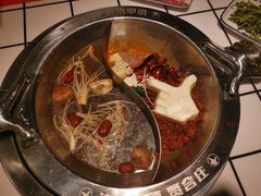 -贤合庄卤味火锅(勒泰中心店)