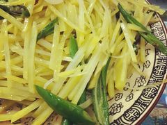 -乡土特色.冷锅鱼.牦牛肉汤锅