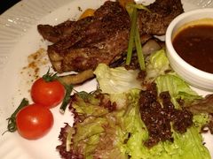 美式肉眼厚切配野菌汁-绿茵阁(体育西分店)