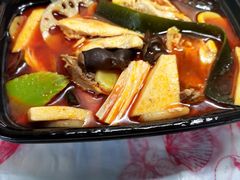 -满格嗦新疆椒麻鸡火锅.炒米粉(川大江安校区店)