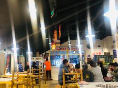 大堂-有拈头成都市井火锅(老门东店)