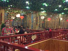 -袁小二大东北铁锅炖(吉祥村总部)