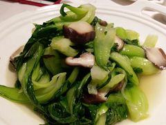 香菇菜心-俊江南时尚创意餐厅