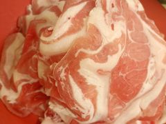 羊肉片-洞庭洲·防空洞火锅·烧烤·铜锅涮肉(新百广场店)