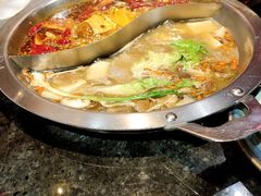 -三个四川人火锅(华联商厦店)