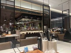 -贡厨全日制餐厅.海鲜自助餐.海味抢鲜(福州东湖万豪酒店)