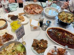 -梅利汴京烤鸭•开封豫菜地标店(东大街店)