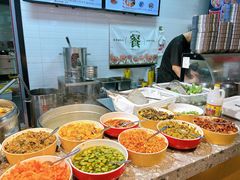 -红鼻子桂林米粉(金唐新光界店)