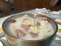 -益百岁牛尾汤(香山路店)