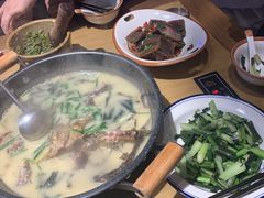 -岩泊渡桂鱼楼活鱼馆