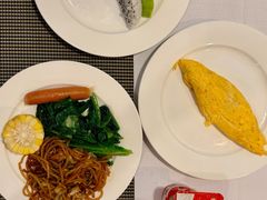 -深圳富苑皇冠假日套房酒店