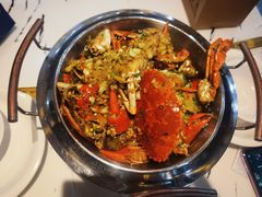 -凤凰路何眼镜香辣蟹(花果园店)