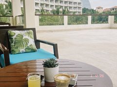 -三亚海棠湾喜来登度假酒店大堂吧
