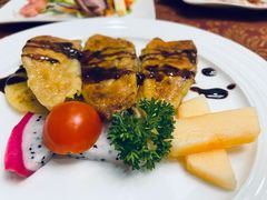 煎鹅肝-小白桦西餐厅