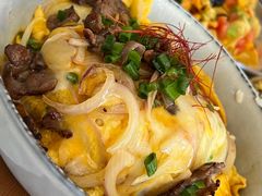 洋葱牛肉滑蛋饭-MIMO CAFE(沙头角店)