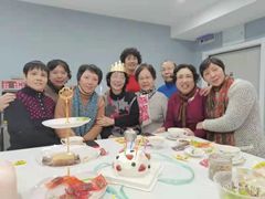 -三人行骨头王火锅(长寿店)