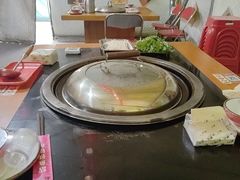 -刘淑芬·活鱼铁锅炖(北京首店)