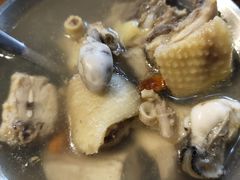 -蚝堡海鲜·威海菜·海肠捞饭·烧烤·亚洲吃蚝公司(幸福门店)