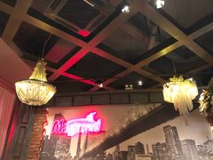 -玛格萝妮(汇智国际商业中心店)