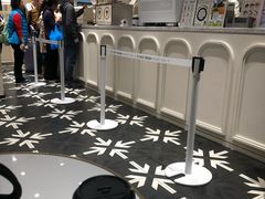 -HOT CRUSH趁热集合·现烤面包(环球港店)