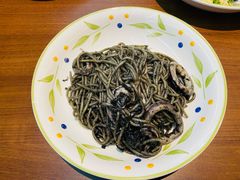 威尼斯风味墨鱼汁意面-萨莉亚意式餐厅(杭州滨江天街店)
