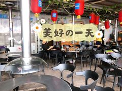 大堂-胡四哥特色火盆烧烤(一分店)