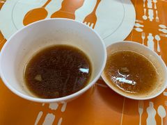 酱汁-鸡饭店