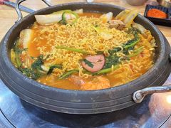 -牛信亭韩国料理·炭火烤肉(紫藤路店)