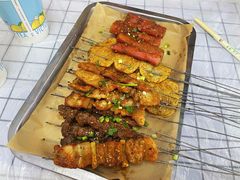 -堤角朱爹爹烧烤·武汉猪肉串(光谷金融港店)