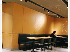 -麦当劳(中山公园龙之梦店)