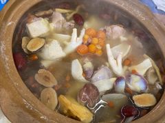 -广味炭炉鸡煲(宝业路分店)