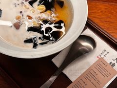 -RUXU入续糖水铺与包(卓悦中心店)