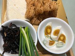 烙馍卷馓子-忆外婆徐州菜·地锅鸡·生日宴(吴庄店)