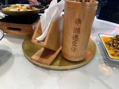 -滴水·湘逢(南汇大学城生活广场店)
