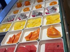 -涨巢·潮玩水疗局