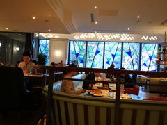 -港丽餐厅(高德置地店)