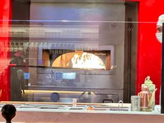 -城市大道红炉披萨烘焙坊